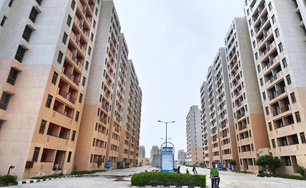 4500+ सस्ते फ्लैट्स! Ghaziabad में लग्जरी लोकेशन पर घर इतनी कम कीमत पहले कभी नहीं